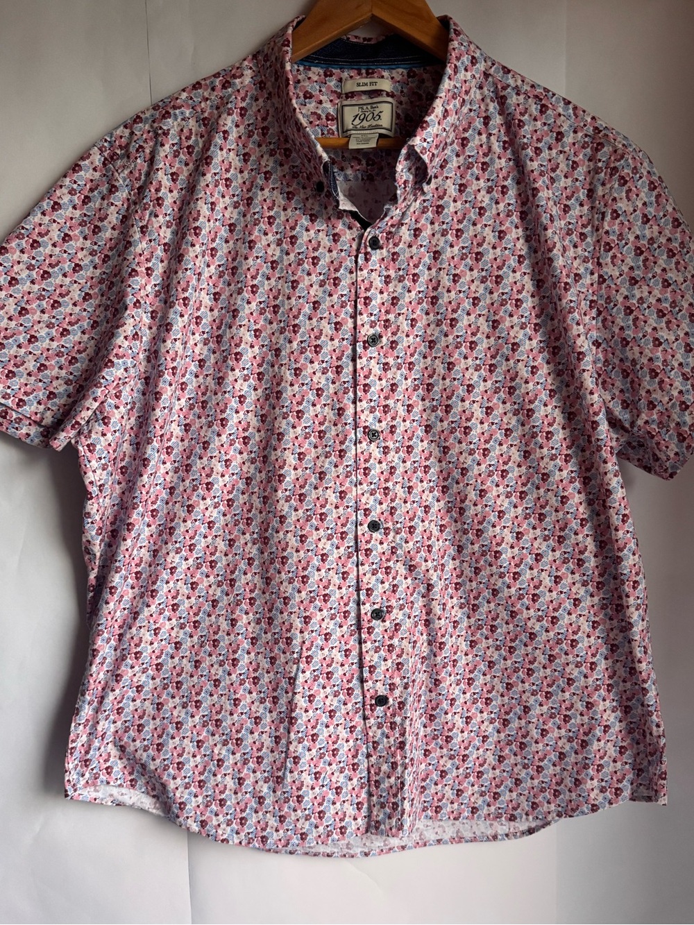 Jos. A. Bank Short-Sleeve Floral Button-Down Shirt in Pink and Red
